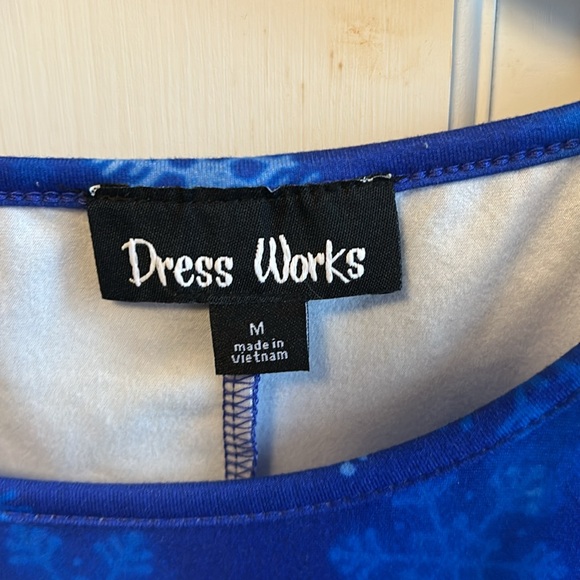 New dress works Christmas dress - Picture 2 of 2